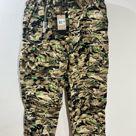 Nike ACG Smith Summit Water Repellent UV Leafcutter Cargo Pants HQ0199-297 XXL - Picture 2 of 13